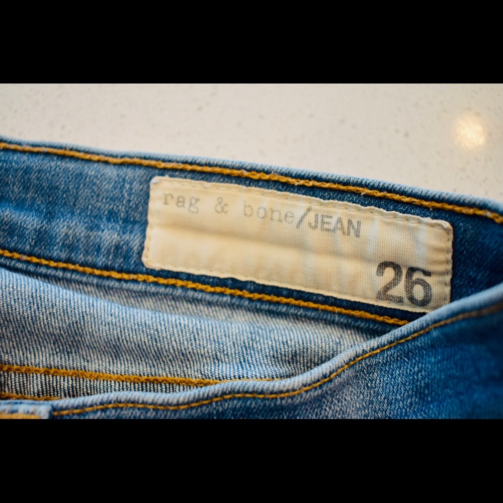 Size 26 Rag & Bone - Skinny Jean